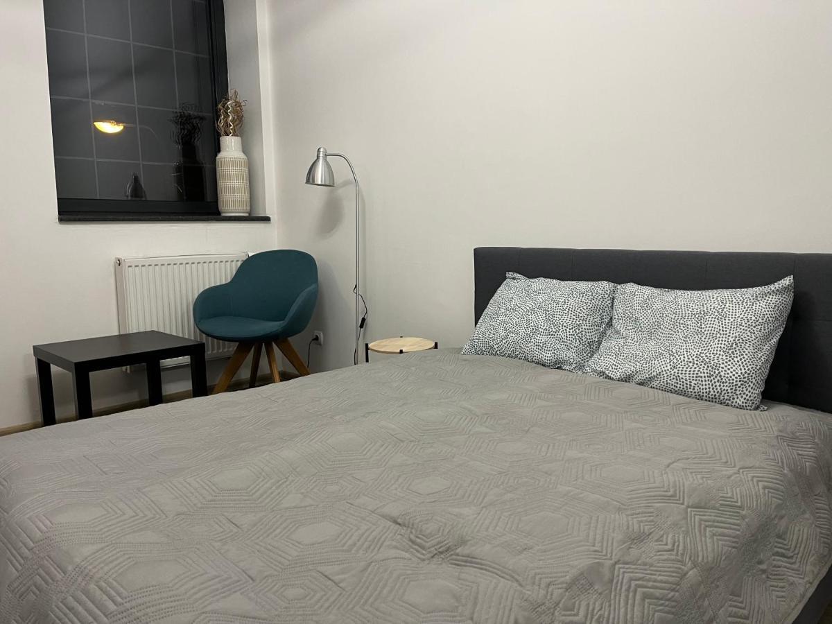 Loft Stara Tkalnia Apartment Zielona Gora  Bagian luar foto